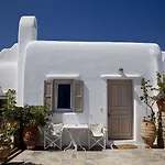Eleni's Village Апартаменты *