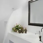 Eleni's Village Apartament Klouvas