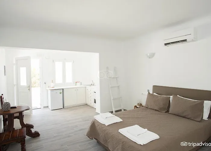 Eleni's Village Apartamento *